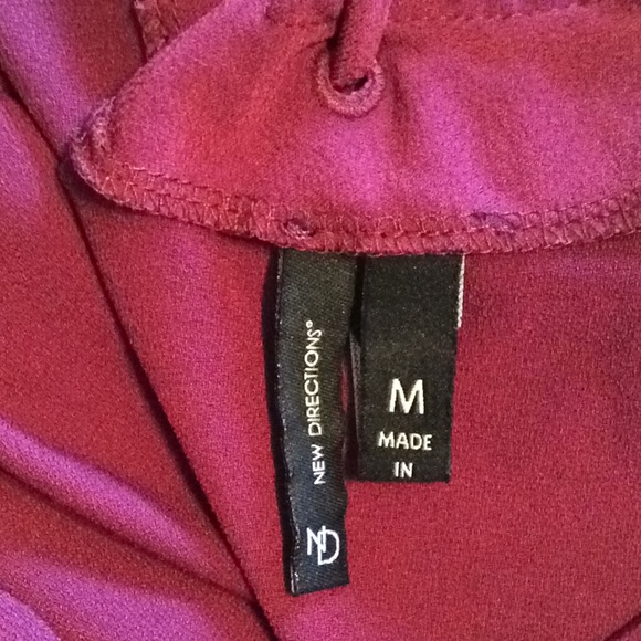 New Directions Wine Colored Top - Picture 3 of 4